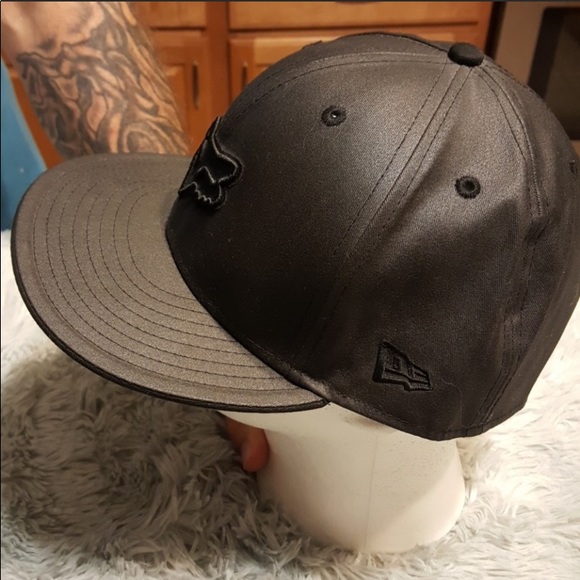 Men's Fox ball cap. Fitted 7&58s new never worn - Picture 2 of 3